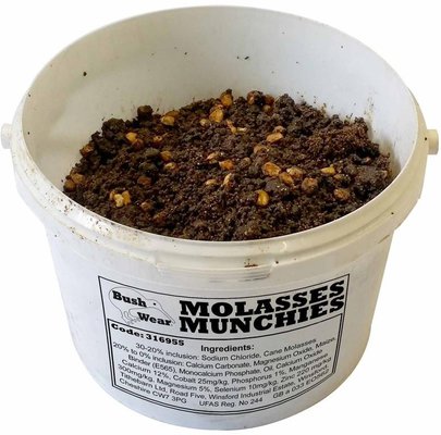 On Point Molasses Munchies 6kg Deer Attractant Food Block