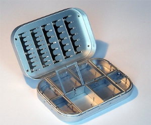 Richard Wheatley 8 Compartment and Clip Lid Fly Box